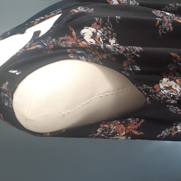 Free people black floral pullover tunic top sz small - Picture 4 of 10